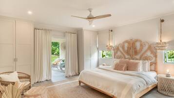 7 bedrooms, iron/ironing board, free WiFi, bed sheets