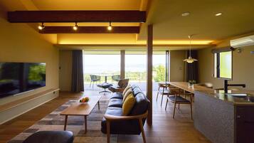 Suite – deluxe | 1 soverom, safe på rommet og wi-fi (inkludert)