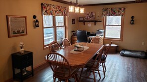 Dining - Spacious Cabin with Open Floor Plan located Right in Town! (Clear Lake)
