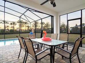 Outdoor dining