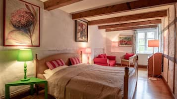 2 Schlafzimmer, Reisekinderbett, kostenloses WLAN