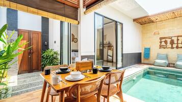 Villa, 1 Bedroom, Private Pool Orchid | Ruang makan
