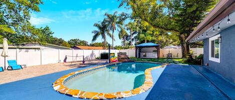 Piscine extérieure, piscine chauffée