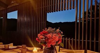 GeresNationalPark-Cabin-6Bed-Balcony-Pool-Views