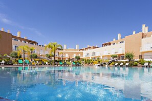 Pool - Cabanas Gardens,  4px, garden view (Cabanas de tavira)