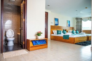 Family Quadruple Room | Premium bedding, free minibar, desk, free WiFi