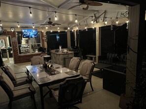 Dining - Executive Home on Golf Course , Pool, Spa and more (Houston)