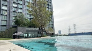 Piscina a l'aire lliure 