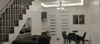 Popular Beachside Townhouse Unit 3