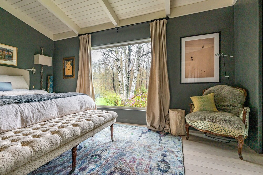 Waterfront oasis in heart of Berkshires Sandisfield Vrbo