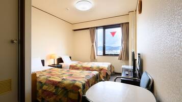 Standard Twin Room, Smoking | Iron/ironing board (on request), WiFi (free), bed sheets