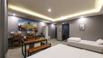 Family Suite Room | Individually decorated, individually furnished, free WiFi, bed sheets