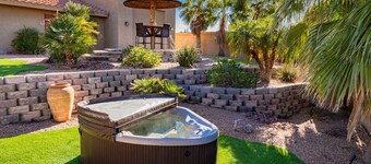 You Can Find Me At The Lake | Firepit | Pets | Spa