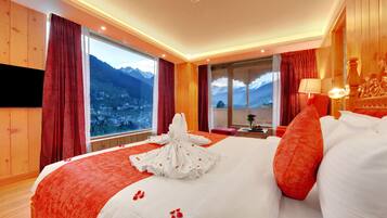 Egyptian cotton sheets, premium bedding, memory-foam beds, minibar