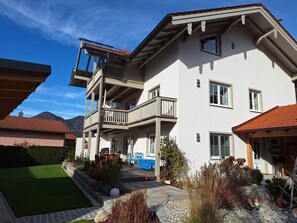 Exterior - Apartment Sonnenplatzl 89sqm, balcony, 2 bedrooms, living room, kitchenette (Ruhpolding)