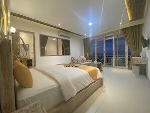 Superior Room | Egyptian cotton sheets, premium bedding, pillowtop beds, free minibar - The Kama (Penida Island)