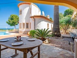 Outdoor dining - Villa Rosa by Interhome (Dénia)