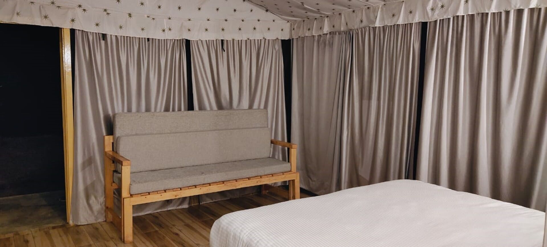 Luxury Tent | Free WiFi