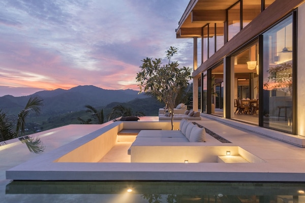 Private pool
