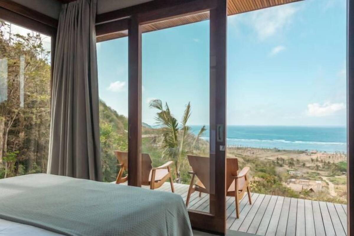 2 quartos, roupas de cama premium, frigobar, individualmente decorados