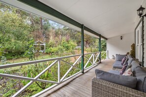 Luxury House | Terrace/patio