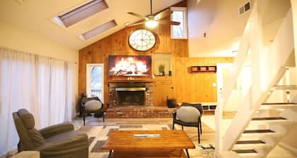 Pet Friendly Private Home, next door to Waterville Estates Recreation Center (GC29E)