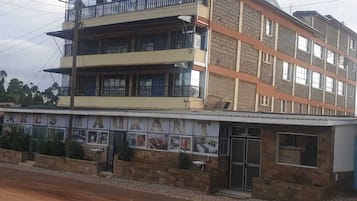 Façana frontal de l'allotjament