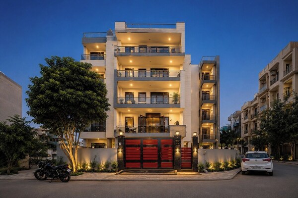 Lime Tree 2bhk Serviced Apartment - New Delhi