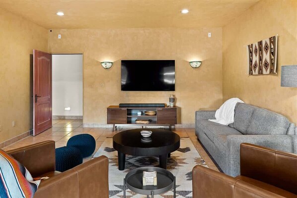 TV, fireplace, offices