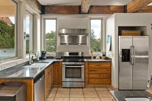 Fridge, microwave, oven, stovetop - Backs to Red Rock Views Gorgeous Home with Hot Tub (Sedona)