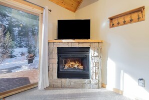 Interior - Mountain Escape on Fall River w/ HOT TUB! (Estes Park)