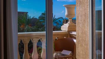 Rom – superior, balkong, sjøutsikt | Balkong