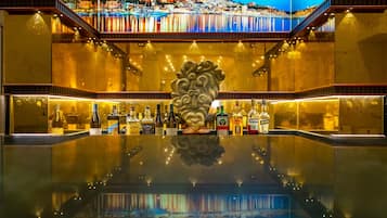 Bar (en la propiedad)