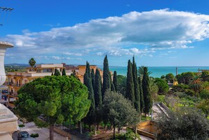 Superior Double or Twin Room, Sea View | Balcony