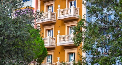 La Paloma Blanca Hotel