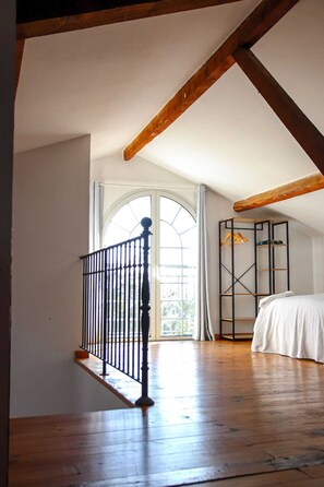 5 Schlafzimmer, Bügeleisen/Bügelbrett, kostenloses WLAN, Bettwäsche