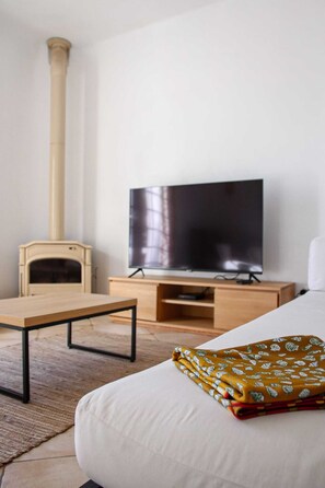 5 chambres, fer et planche à repasser, accès au Wi-Fi (inclus)