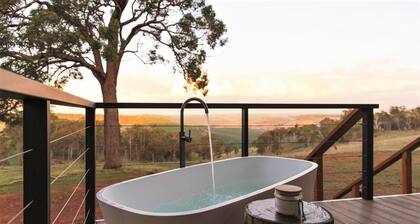 Yira - Uninterrupted Panoramic Sunrise Vistas. Embrace the magic of dawn at Yira, named for its elevated perch (Noongar for "up high").