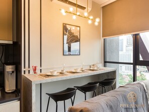 Signature Suite | In-room dining - Scarletz Suites by Five senses (Kuala Lumpur)