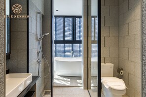 Suite presidencial, banyera | Bany | Articles de tocador gratuïts, assecador de cabells, bidet i tovalloles 