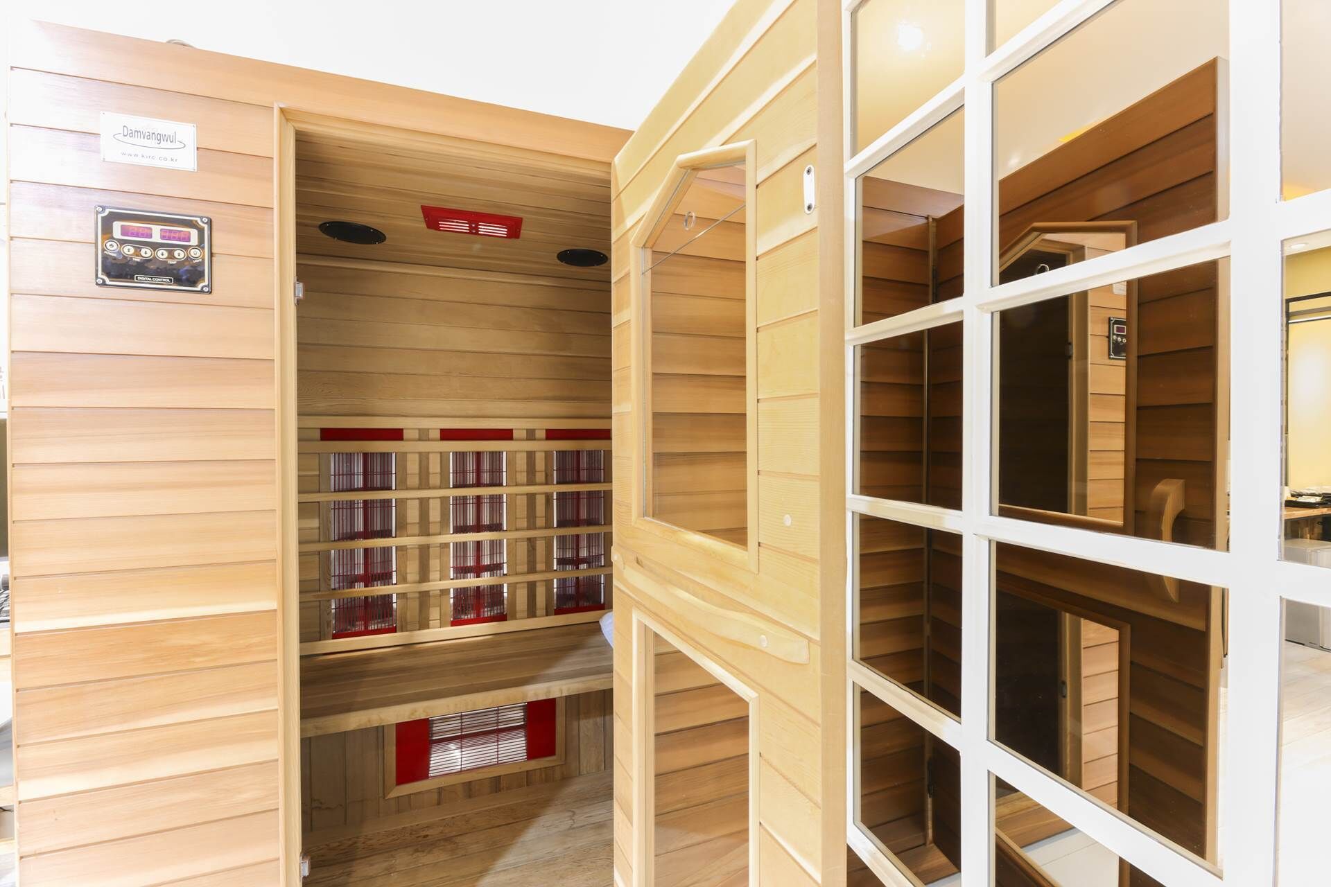 Event Sauna | Individually decorated, individually furnished, free WiFi, bed sheets