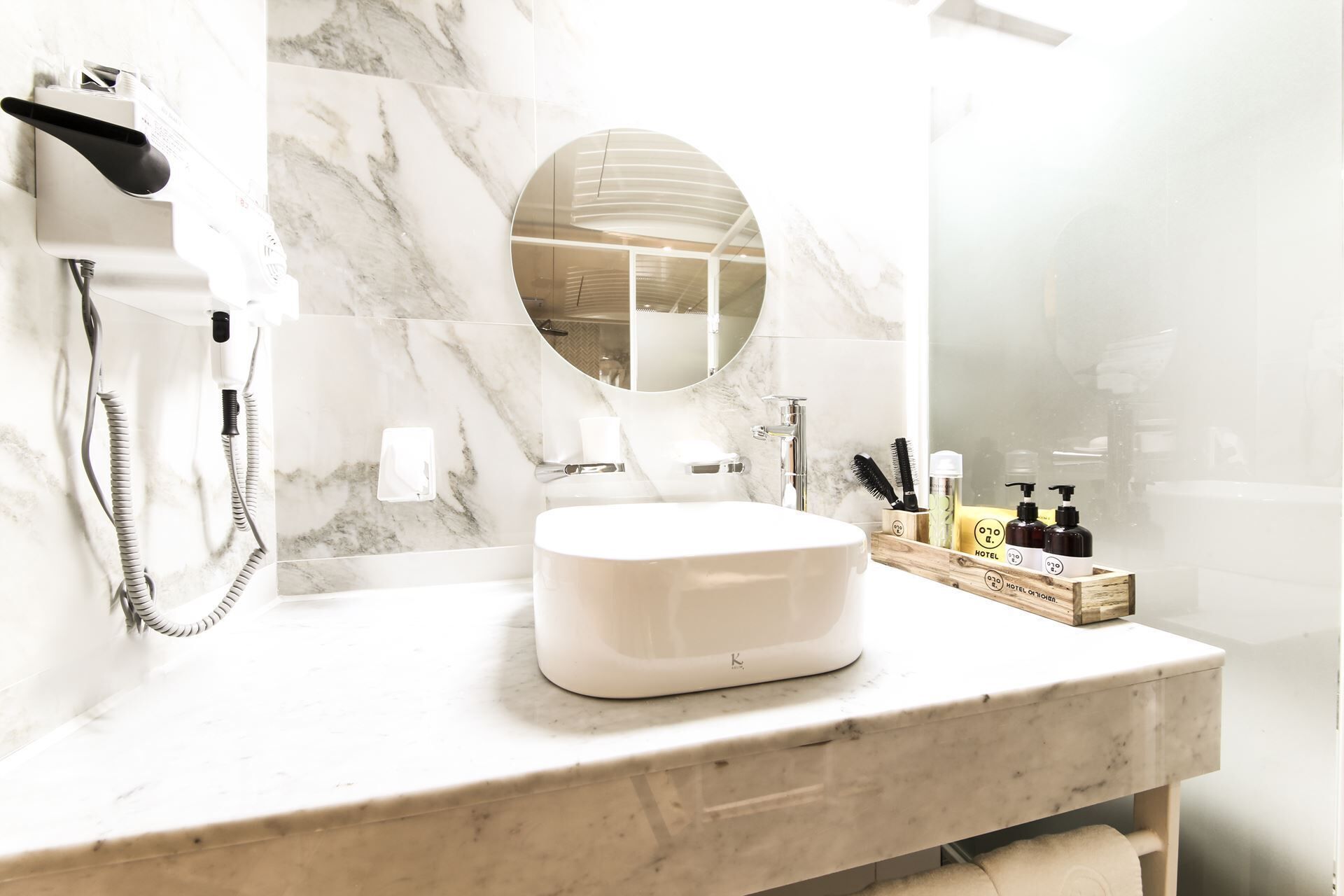 special suite twin | 1 bedroom, individually decorated, individually furnished, free wifi