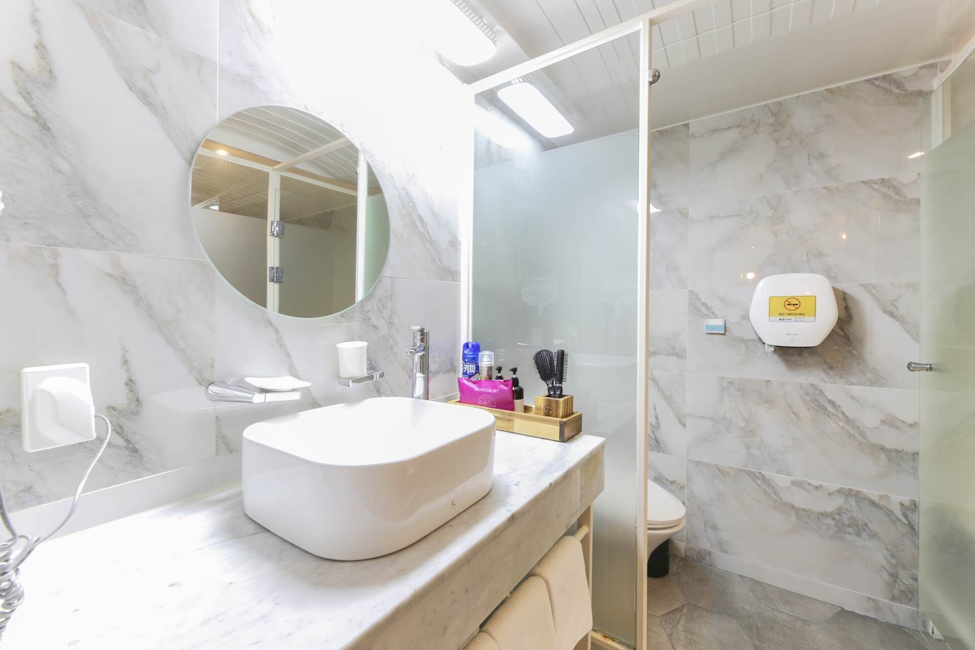 special suite twin | 1 bedroom, individually decorated, individually furnished, free wifi