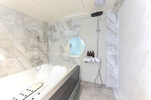 Special Suite Twin | Individually decorated, individually furnished, free WiFi, bed sheets - Hotel Yeogieutte Dongdaegu (Daegu)