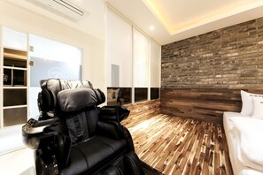 이벤트 사우나 | 각각 다른 스타일의 인테리어, 각각 다르게 가구 비치, 무료 WiFi, 침대 시트