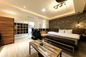 Individually decorated, individually furnished, free WiFi, bed sheets - Hotel Yeogieutte Dongdaegu (Daegu)