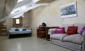 5 chambres, bureau, fer et planche Ă repasser, Wi-Fi gratuit
