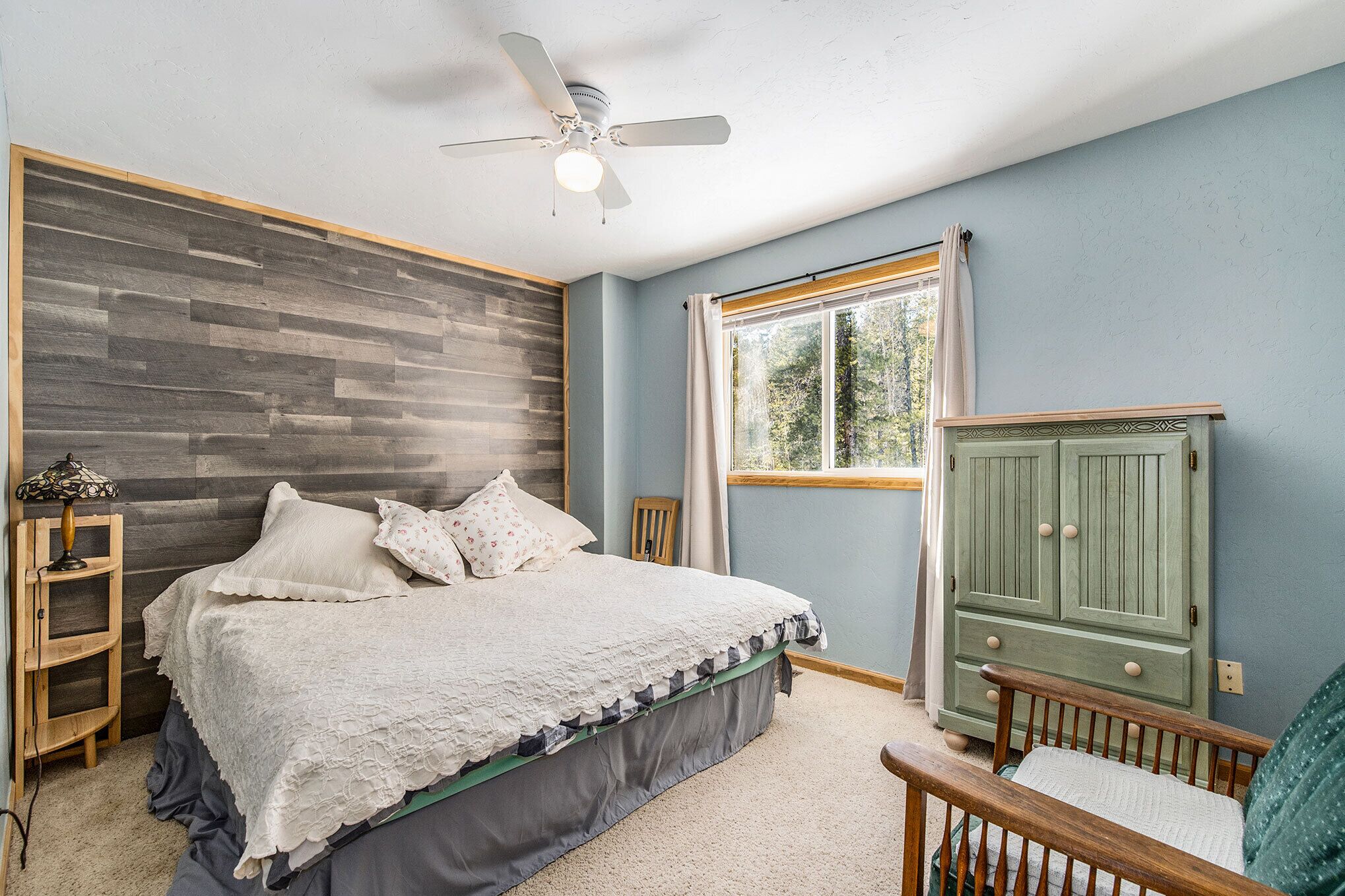 4 bedrooms, desk, free WiFi, bed sheets