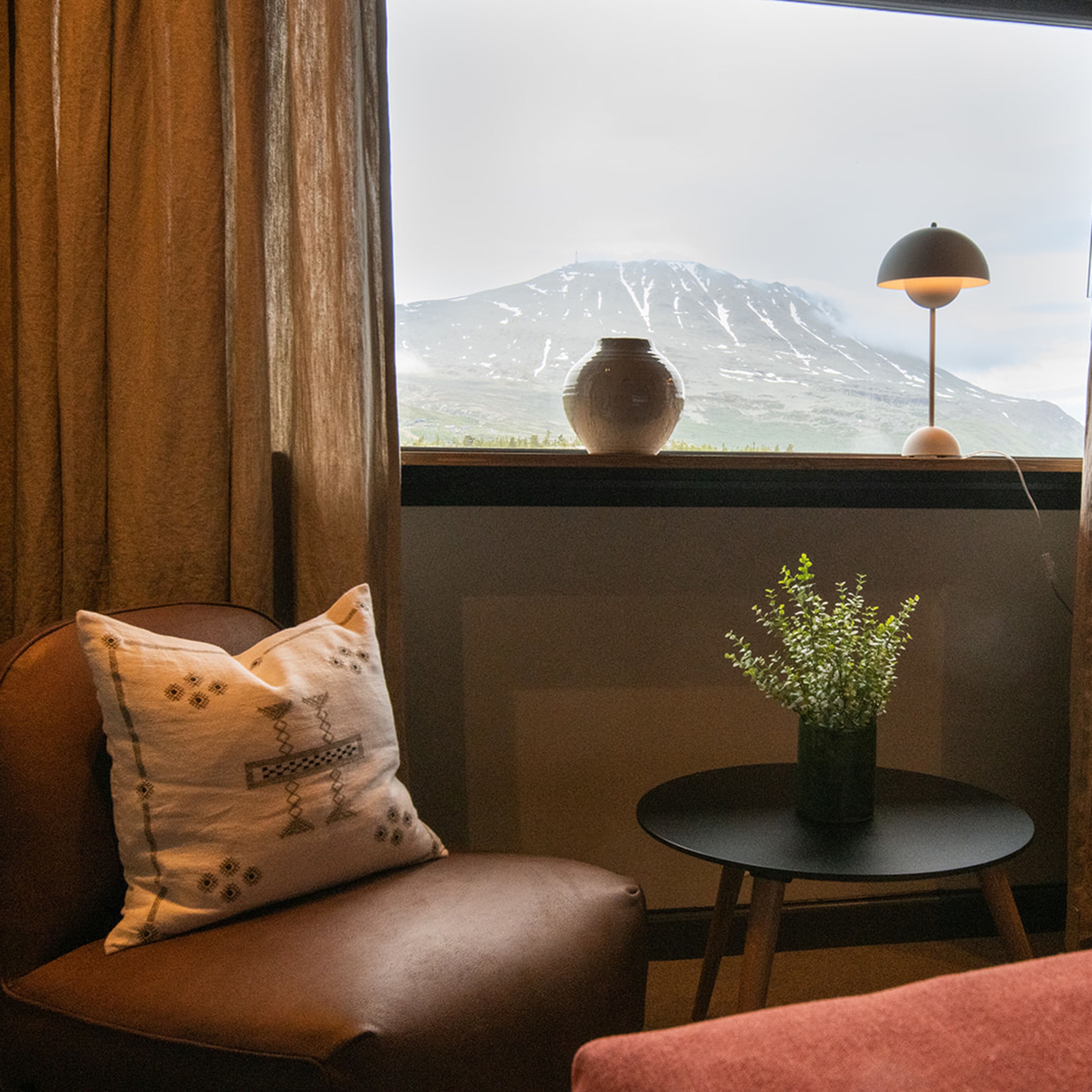 Standaard tweepersoonskamer, uitzicht op bergen | Uitzicht op de bergen