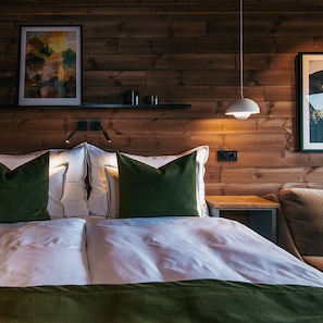 Phòng đôi Tiêu chuẩn, quang cảnh núi | Minibar, truy cập Internet không dây miễn phí, bộ trải giường 